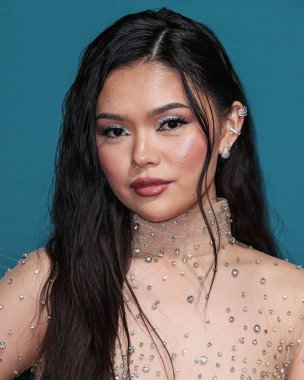 Japon-Amerikan aktris, dansçı ve şarkıcı Lisa Yamada, 16 Aralık 2023 'te Beverly Hills, Los Angeles, Kaliforniya, ABD' deki The Beverly Hilton Hotel 'de düzenlenen 21.. 