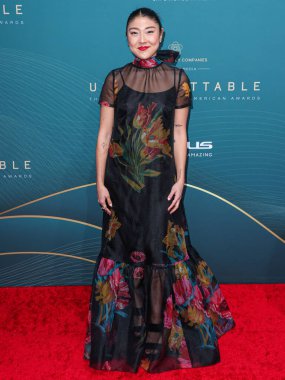 Amerikalı aktris ve şarkıcı Miki Ishikawa, 16 Aralık 2023 'te Beverly Hilton Hotel' de düzenlenen 21. Geleneksel Unutulmaz Asya Amerikan Ödülleri 'ne geldi.. 