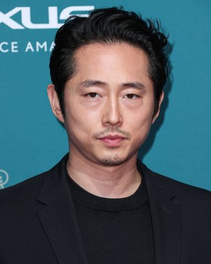 Amerikalı aktör Steven Yeun, 16 Aralık 2023 'te Beverly Hilton Oteli' nde düzenlenen 21. Unutulmaz Asya Amerikan Ödülleri 'ne geliyor..