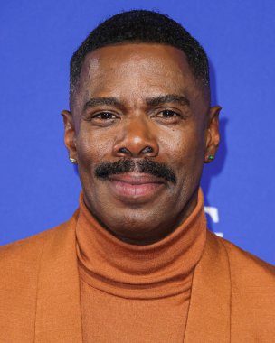 Santoni ayakkabılarıyla Zegna görünümlü Colman Domingo, 4 Ocak 2024 'te Palm Springs Kongre Merkezi' nde düzenlenen 35. Palm Springs Uluslararası Film Festivali Film Ödülleri 'ne geldi.