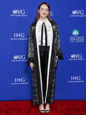 Özel yapım giyinen Emma Stone, Palm Springs Uluslararası Film Festivali Ödülleri 'ne 4 Ocak 2024' te Palm Springs, Riverside County, Kaliforniya 'da düzenlenen 35..