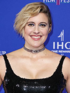 Greta Gerwig, Palm Springs Uluslararası Film Festivali Ödülleri 'ne 4 Ocak 2024' te Palm Springs, Riverside County, Kaliforniya, ABD 'de düzenlenen 35..