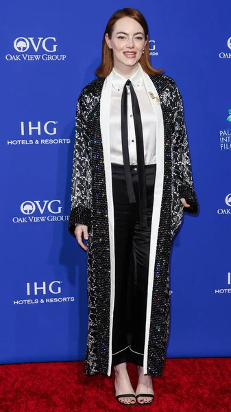 Özel yapım giyinen Emma Stone, Palm Springs Uluslararası Film Festivali Ödülleri 'ne 4 Ocak 2024' te Palm Springs, Riverside County, Kaliforniya 'da düzenlenen 35..