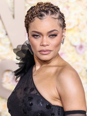 Bir Georges Çakra Couture elbisesi ve Fred Leighton mücevheri giyen Andra Günü, 7 Ocak 2024 'te Beverly Hilton Oteli' nde düzenlenen 81.. 