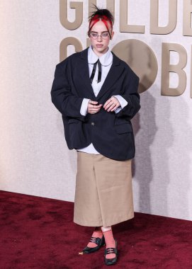 Billie Eilish, Assael ve Anita Ko 'nun mücevherleriyle Willy Chavarria takıyor, ayrıca Oliver Peoples gözlükleri 7 Ocak 2024' te Beverly Hilton Oteli 'nde düzenlenen 81.