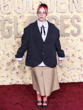 Billie Eilish, Assael ve Anita Ko 'nun mücevherleriyle Willy Chavarria takıyor, ayrıca Oliver Peoples gözlükleri 7 Ocak 2024' te Beverly Hilton Oteli 'nde düzenlenen 81.