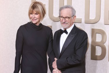 Kate Capshaw ve kocası Steven Spielberg, 7 Ocak 2024 'te Beverly Hilton Oteli' nde düzenlenen 81. Altın Küre Ödülleri 'ne geldiler..
