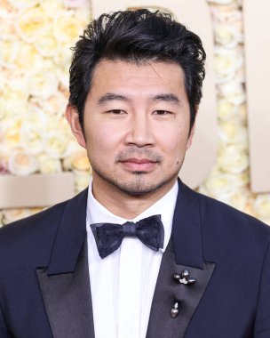 Simu Liu, Beverly Hilton Oteli 'nde 7 Ocak 2024' te düzenlenen 81. Altın Küre Ödülleri 'ne katılıyor.. 
