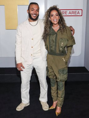 Gabriel Hostin ve Sunny Hostin, 8 Ocak 2024 'te Manhattan, New York, ABD' de bulunan Lincoln Center for the Performing Arts 'da düzenlenen Netflix' in 'Lift' in dünya prömiyerine geldiler.. 