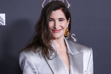 Kathryn Hahn, 13 Ocak 2024 'te Los Angeles Los Angeles' taki JW Marriott Live Platinum Balo Salonu 'nda düzenlenen 75..