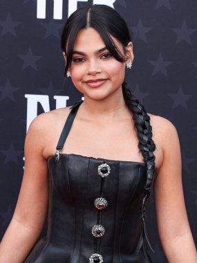 Louis Vuitton ve Chopard mücevherlerini takan Ariana Greenblatt, 14 Ocak 2024 'te Santa Monica, Los Angeles, Kaliforniya, ABD' deki Barker Hangar 'da düzenlenen 29.. 