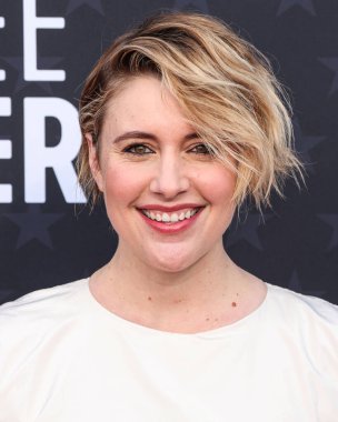 Greta Gerwig Molly Goddard elbisesi, Tabayer mücevheri ve Jimmy Choo ayakkabıları ile 14 Ocak 2024 'te Santa Monica, Los Angeles, Kaliforniya, ABD' de düzenlenen The Barker Hangar 'daki 29..