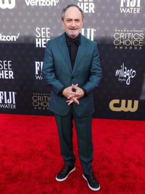 Kevin Pollak 14 Ocak 2024 'te The Barker Hangar' da düzenlenen 29. Yıllık Eleştirmenler Seçimi Ödülleri 'ne geliyor..