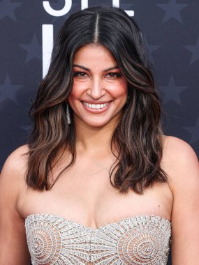 Richa Moorjani, 14 Ocak 2024 'te Santa Monica, Los Angeles, Kaliforniya, ABD' de düzenlenen Barker Hangarı 'nda düzenlenen 29..