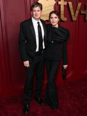 Bill Lawrence ve Christa Miller, 15 Ocak 2024 tarihinde Mother Wolf 'ta düzenlenen Apple TV + 75. Yıllık Primetime Emmy Ödülleri Partisi' ne geldiler..