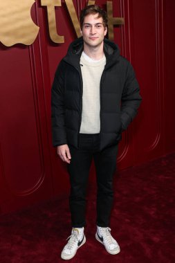 James Morosini, 15 Ocak 2024 'te Anne Kurt' ta düzenlenen Apple TV + 75. Geleneksel Primetime Emmy Ödülleri Partisi 'ne geldi..