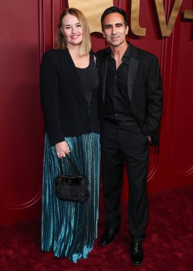 Shannon Carbonell ve Nestor Carbonell, 15 Ocak 2024 'te Hollywood, Los Angeles, Kaliforniya, ABD' de düzenlenen ve Apple TV + 'nın 75..