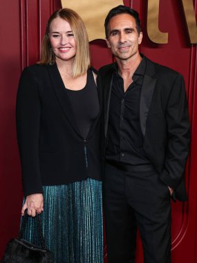 Shannon Carbonell ve Nestor Carbonell, 15 Ocak 2024 'te Hollywood, Los Angeles, Kaliforniya, ABD' de düzenlenen ve Apple TV + 'nın 75..