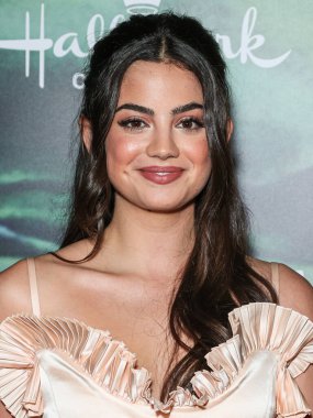 Sadie Laflamme-Snow, 17 Ocak 2024 'te Kuzey Hollywood, Los Angeles, Kaliforniya, ABD' de Paramount Pictures Studios 'taki Paramount Tiyatrosu' nda gerçekleştirilen Hallmark Channel 'ın 