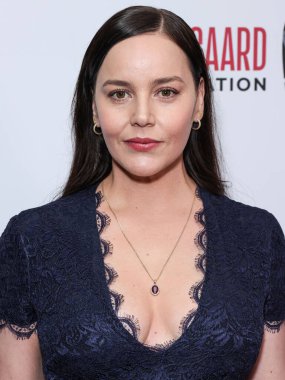 Abbie Cornish, 24 Ocak 2024 'te Hollywood, Los Angeles, Kaliforniya, ABD' deki Harmony Gold Tiyatrosu 'nda düzenlenen VMI Yayıncılık' ın Los Angeles Prömiyeri 'ne geldi.. 