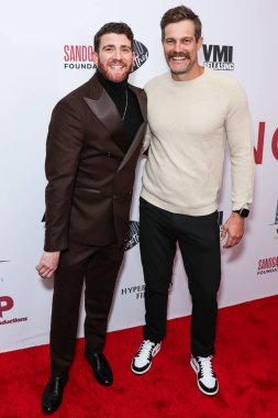 Bryan Greenberg ve Geoff Stults, 24 Ocak 2024 'te Hollywood, Los Angeles, Kaliforniya, ABD' de Harmony Gold Tiyatrosu 'nda düzenlenen VMI Yayıncılık' ın Los Angeles Premiere of Junction 'ına geldiler..
