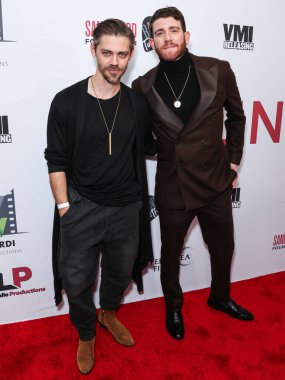 Tom Payne ve Bryan Greenberg, 24 Ocak 2024 'te Hollywood, Los Angeles, Kaliforniya, ABD' deki Harmony Gold Tiyatrosu 'nda düzenlenen VMI Yayıncılık' ın Los Angeles Prömiyeri 'ne geldiler.. 