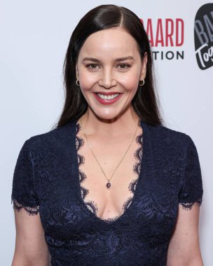 Abbie Cornish, 24 Ocak 2024 'te Hollywood, Los Angeles, Kaliforniya, ABD' deki Harmony Gold Tiyatrosu 'nda düzenlenen VMI Yayıncılık' ın Los Angeles Prömiyeri 'ne geldi.. 