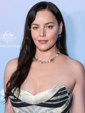 Abbie Cornish, 1 Şubat 2024 tarihinde Skirball Kültür Merkezi 'nde düzenlenen 21. Geleneksel G' Day USA Sanat Galası 'na geldi.. 