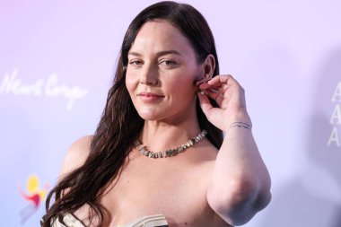 Abbie Cornish, 1 Şubat 2024 tarihinde Skirball Kültür Merkezi 'nde düzenlenen 21. Geleneksel G' Day USA Sanat Galası 'na geldi.. 