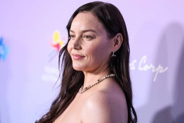 Abbie Cornish, 1 Şubat 2024 tarihinde Skirball Kültür Merkezi 'nde düzenlenen 21. Geleneksel G' Day USA Sanat Galası 'na geldi.. 