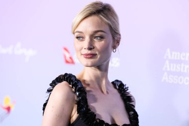 Bella Heathcote, 1 Şubat 2024 'te Skirball Kültür Merkezi' nde düzenlenen 21. Geleneksel G 'Day USA Sanat Galası' na geldi.. 