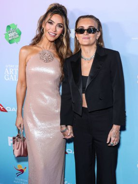 Chrishell Stause ve eşi G 'Flip, 1 Şubat 2024' te ABD 'nin Los Angeles, Kaliforniya, ABD' deki Skirball Kültür Merkezi 'nde düzenlenen 21. Yıllık G' Day USA Sanat Galasına geldiler..