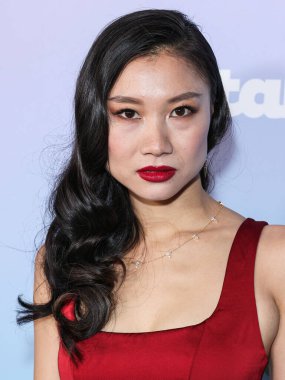 Shuang Hu, 1 Şubat 2024 tarihinde Skirball Kültür Merkezi 'nde düzenlenen 21. Geleneksel G' Day USA Sanat Galası 'na geldi.. 