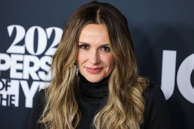Carly Pearce, 2 Şubat 2024 'te Los Angeles Kongre Merkezi' nde düzenlenen Jon Bon Jovi onuruna düzenlenen 2024 MusiCare Person of the Year 'a ulaştı..