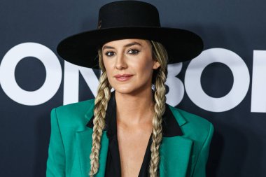 Lainey Wilson, 2 Şubat 2024 'te Los Angeles Kongre Merkezi' nde düzenlenen Jon Bon Jovi onuruna düzenlenen 2024 MusiCares Person of the Year 'a ulaştı..