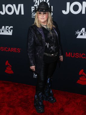 Melissa Etheridge, 2 Şubat 2024 'te Los Angeles Kongre Merkezi' nde düzenlenen Jon Bon Jovi onuruna düzenlenen 2024 MusiCares Person of the Year 'a ulaştı.. 