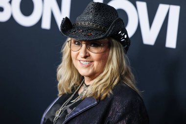 Melissa Etheridge, 2 Şubat 2024 'te Los Angeles Kongre Merkezi' nde düzenlenen Jon Bon Jovi onuruna düzenlenen 2024 MusiCares Person of the Year 'a ulaştı.. 