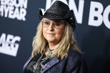 Melissa Etheridge, 2 Şubat 2024 'te Los Angeles Kongre Merkezi' nde düzenlenen Jon Bon Jovi onuruna düzenlenen 2024 MusiCares Person of the Year 'a ulaştı.. 