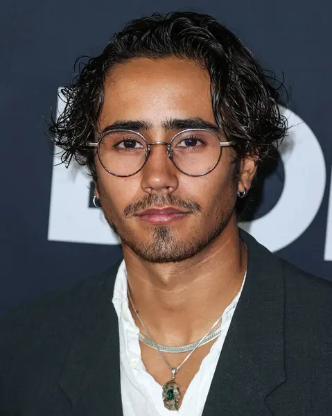 Michael Cimino, 2 Şubat 2024 'te Los Angeles Kongre Merkezi' nde düzenlenen Jon Bon Jovi onuruna düzenlenen 2024 MusiCares Person of the Year 'a ulaştı.. 