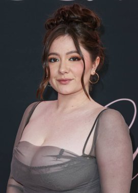 Emma Kenney 3 Şubat 2024 'te Westwood, Los Angeles, Kaliforniya, ABD' deki Regency Bruin Tiyatrosu 'nda düzenlenen Vertical Entertainment' in 'Lola' nın Los Angeles prömiyerine geldi.. 