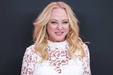Virginia Madsen 3 Şubat 2024 'te Westwood, Los Angeles, Kaliforniya, ABD' deki Regency Bruin Tiyatrosu 'nda düzenlenen Vertical Entertainment' in 'Lola' nın Los Angeles prömiyerine geldi.. 