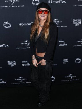 G Flip, 4 Şubat 2024 'te Hollywood, Los Angeles, Kaliforniya, ABD' deki Nya Stüdyoları 'nda düzenlenen 66. GRAMMY Ödülleri' ne ulaştı..