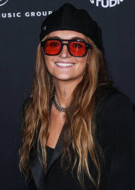 G Flip, 4 Şubat 2024 'te Hollywood, Los Angeles, Kaliforniya, ABD' deki Nya Stüdyoları 'nda düzenlenen 66. GRAMMY Ödülleri' ne ulaştı..