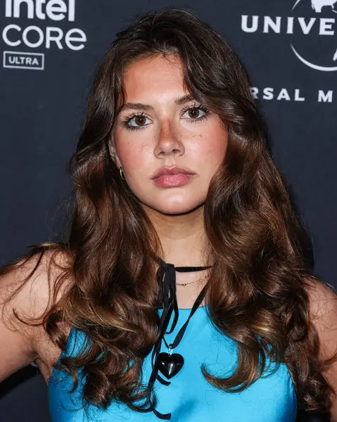 Kate Peytavin, 4 Şubat 2024 'te Hollywood, Los Angeles, Kaliforniya, ABD' de düzenlenen Nya Stüdyoları Batı 'da düzenlenen Universal Music Group' un 2024 GRAMMY Ödülleri 'ne ulaştı..