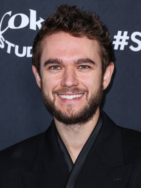 Zedd, 4 Şubat 2024 'te Hollywood, Los Angeles, Kaliforniya, ABD' deki Nya Stüdyoları 'nda düzenlenen 66. GRAMMY Ödülleri' ne ulaştı.. 