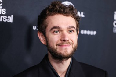 Zedd, 4 Şubat 2024 'te Hollywood, Los Angeles, Kaliforniya, ABD' deki Nya Stüdyoları 'nda düzenlenen 66. GRAMMY Ödülleri' ne ulaştı.. 