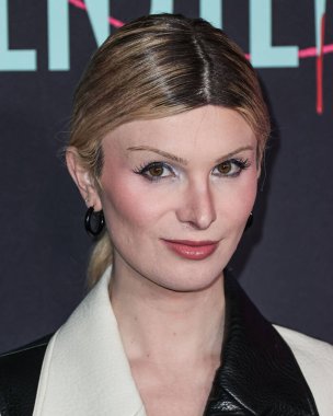 Dylan Mulvaney, Hollywood Atletizm Kulübü 'nde 5 Şubat 2024' te Los Angeles, Los Angeles, Kaliforniya, ABD 'de düzenlenen Odak Özelliklerinin Özel Gösterimi' ne geldi..