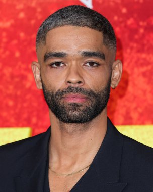 Kingsley Ben-Adir, 6 Şubat 2024 'te Westwood, Los Angeles, Kaliforniya, ABD' deki Regency Village Theatre 'da düzenlenen Paramount Pictures' ın 