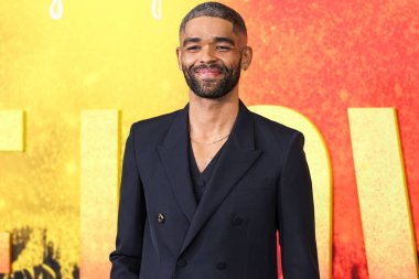 Kingsley Ben-Adir, 6 Şubat 2024 'te Westwood, Los Angeles, Kaliforniya, ABD' deki Regency Village Theatre 'da düzenlenen Paramount Pictures' ın 