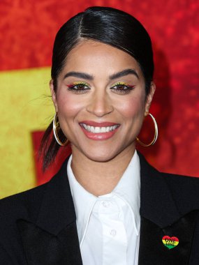 Lilly Singh, 6 Şubat 2024 'te Westwood, Los Angeles, Kaliforniya, ABD' deki Regency Village Theatre 'da düzenlenen 